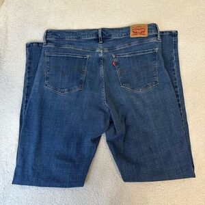 Levis classic straight leg jeans